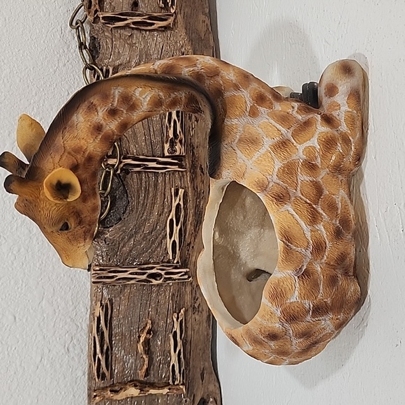 Vintage Resin Giraffe Planter Animal Print - Picture 3 of 8